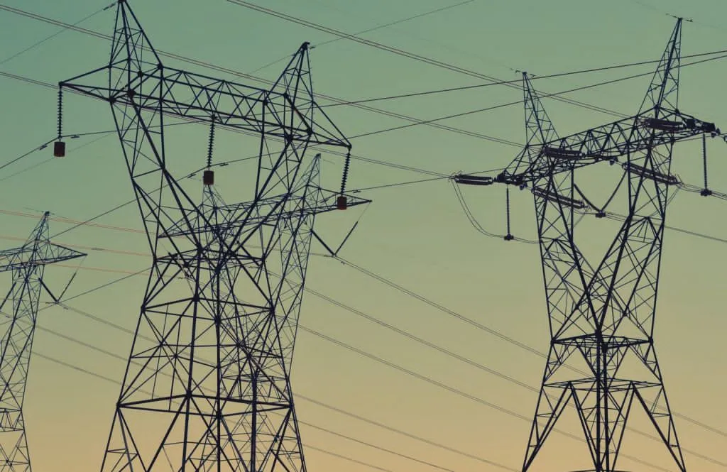 CFE presenta plan de expansión eléctrica con participación privada en México
