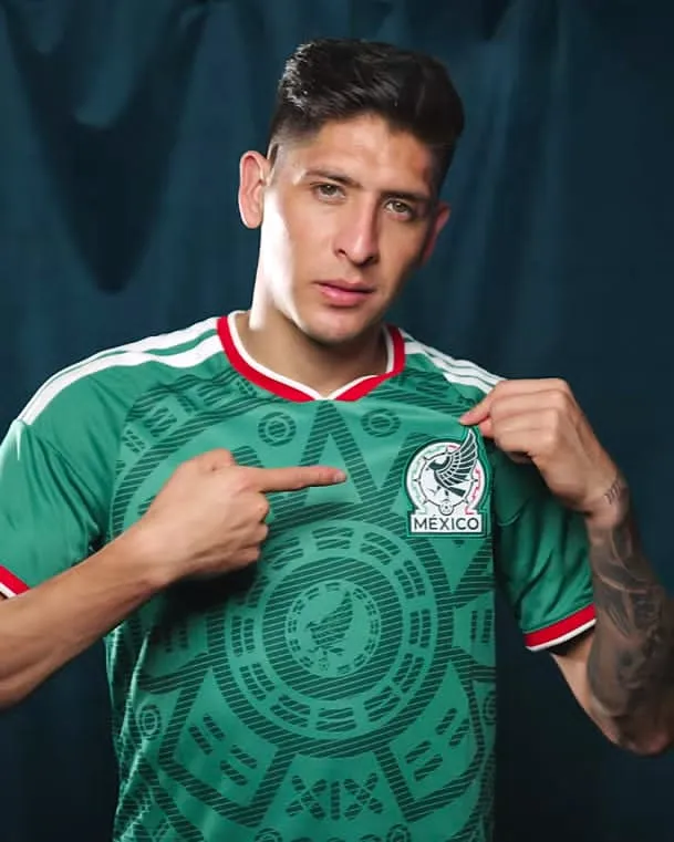 Edson Álvarez podría perderse el Mundial 2026 ante una posible cirugía en el tobillo