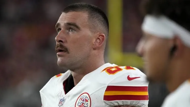 Travis Kelce reconoce que la actuación lo distrajo y promete revancha con Chiefs