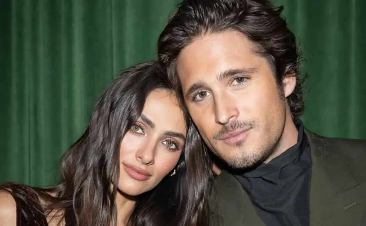 Diego Boneta y Renata Notni habrían terminado su relación tras cinco años juntos