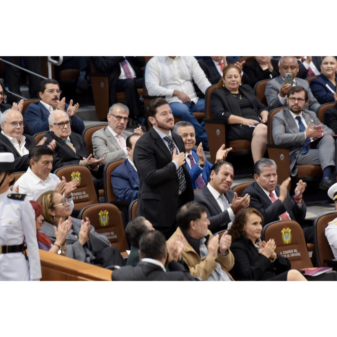 SAMUEL GARCÍA ASISTE A LA TOMA DE PROTESTA DE ROCÍO NAHLE Y ANUNCIA COLABORACIÓN CON VERACRUZ