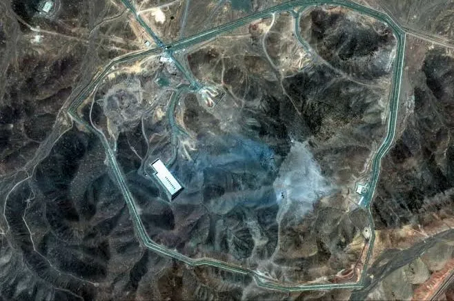 Informe de inteligencia contradice a Trump: ataque de EE.UU. sólo retrasó meses el programa nuclear iraní
