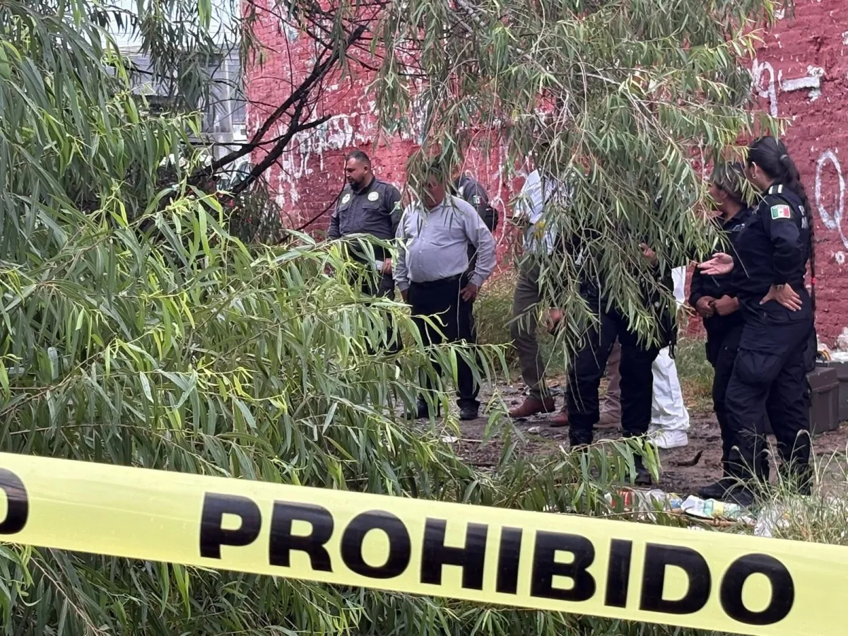 Hombre pierde la vida al ser arrastrado por arroyo en Saltillo