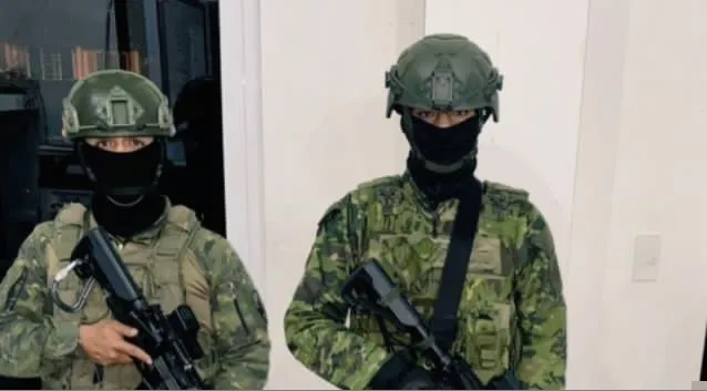 Casi 900 detenidos tras primera semana de toque de queda en Ecuador