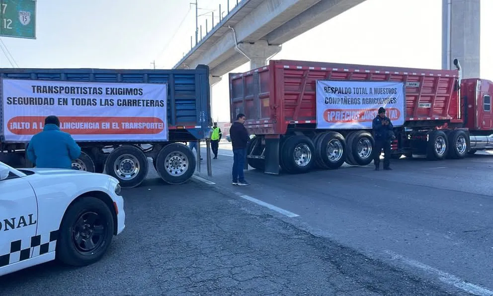 Transportistas suspenden bloqueos tras acuerdo con Gobernación