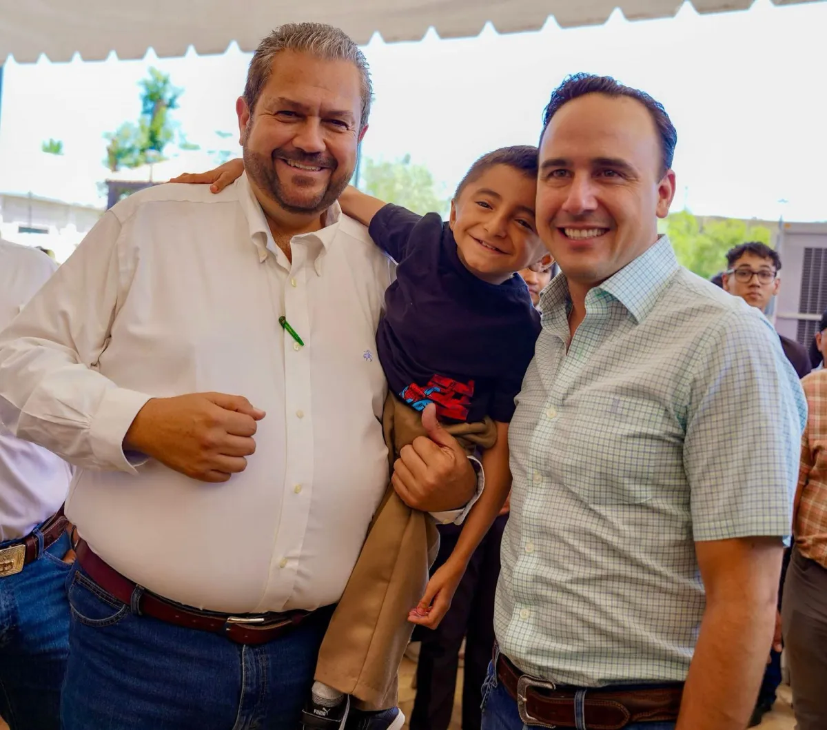 Arranca “Todos por La Más Chida”: Manolo y Tomás impulsan programa social que beneficiará a más de 10 mil personas en Ramos Arizpe