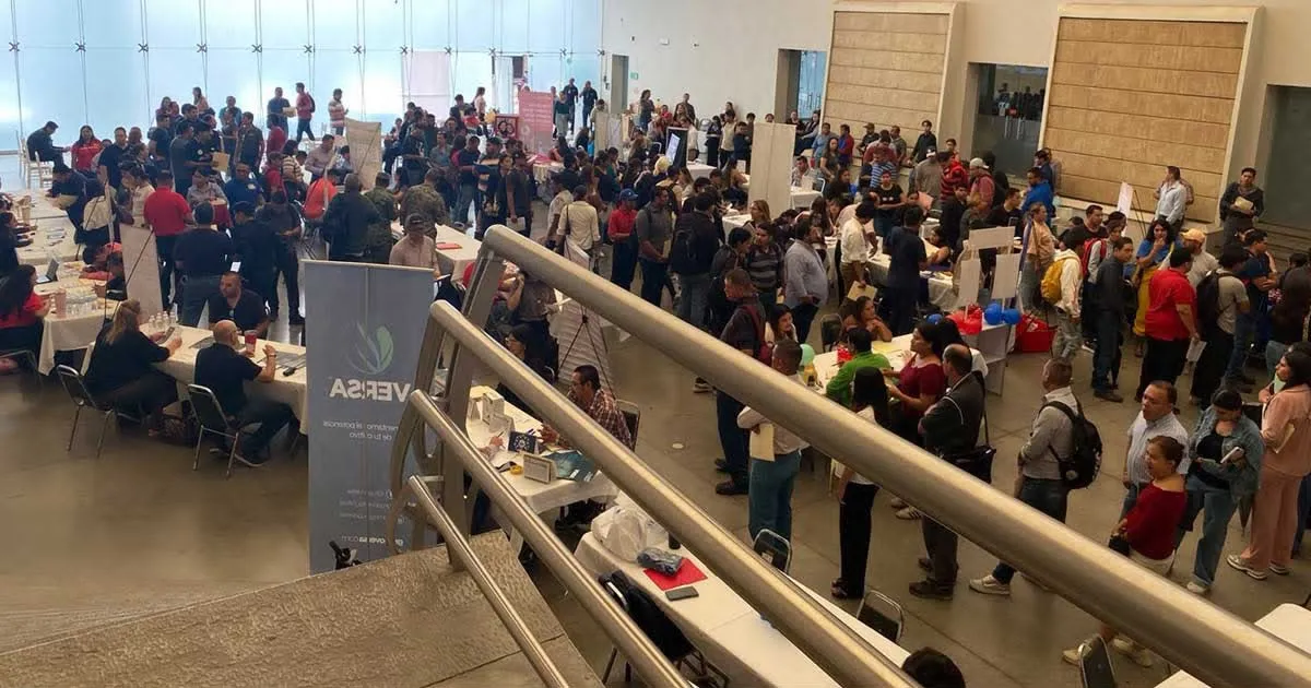 Torreón conecta a buscadores de empleo con más de 500 vacantes
