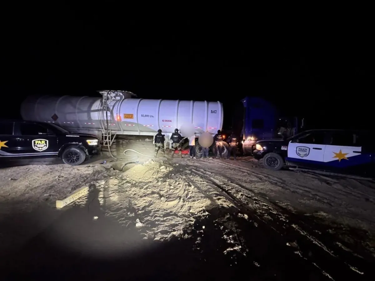 Policía Estatal asegura 50 mil litros de combustible robado en Parras de la Fuente