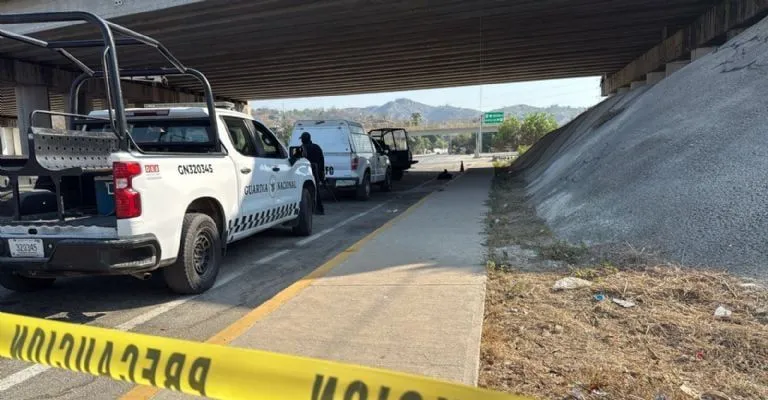 Dejan cuerpos desmembrados con amenazas a Omar García Harfuch en Acapulco