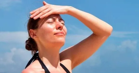 SSA alerta por Daños a la Salud ocasionados por la exposición solar