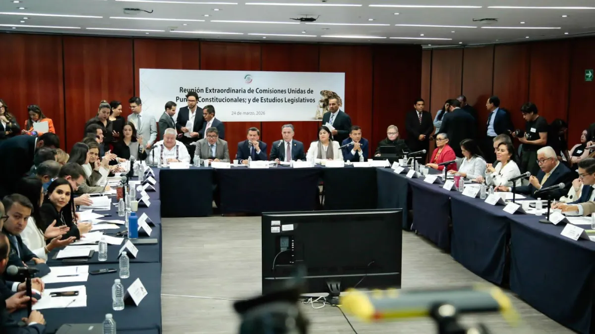 Senado aprueba en comisiones el Plan B de reforma electoral