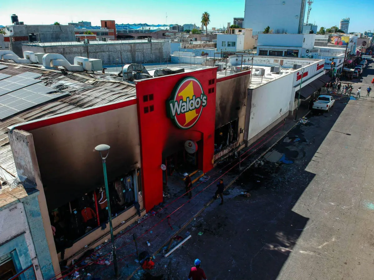 Aplazan audiencia por incendio en tienda Waldo’s de Hermosillo; se reanudará este viernes