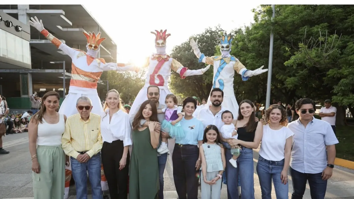 Desfile de Pascua 2026 llena de alegría y convivencia las Calzadas de San Pedro