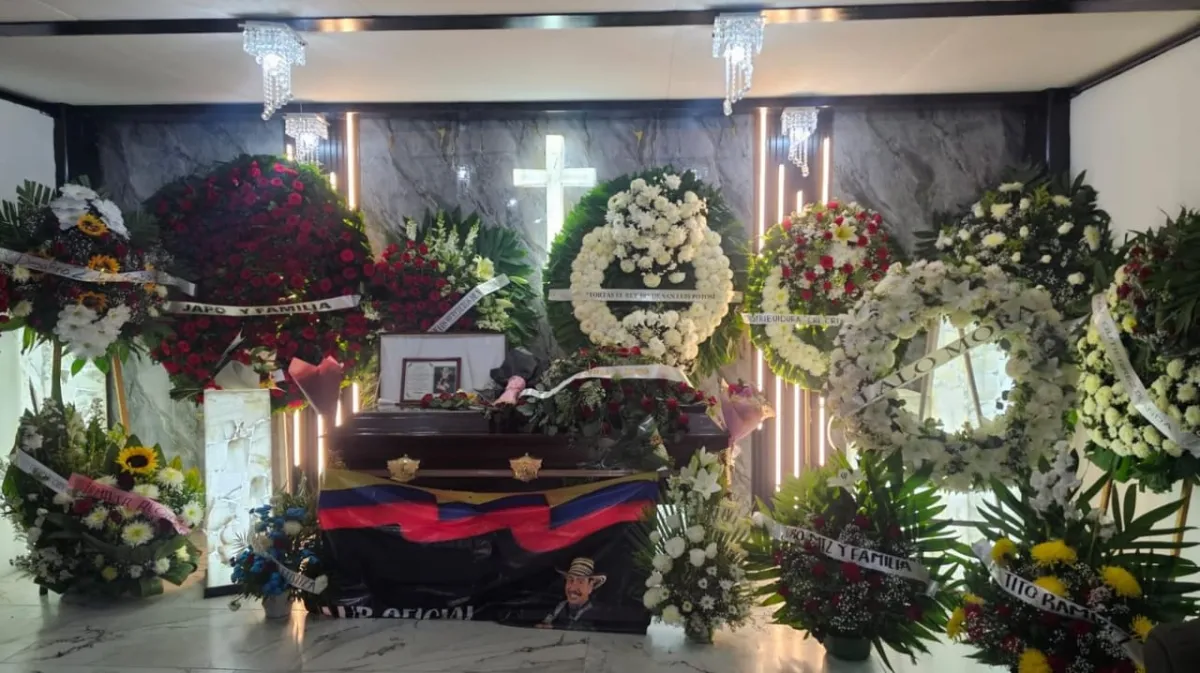 Cientos despiden a Paco Silva, ícono de la cumbia en el norte del país