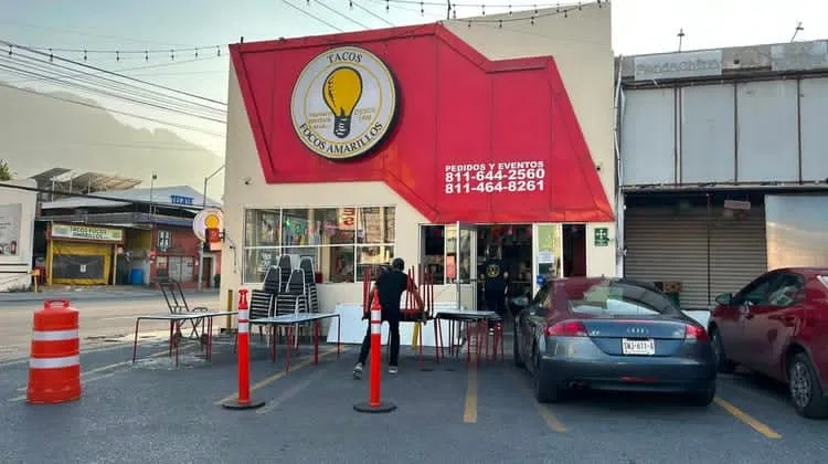 Mesero deja su trabajo tras incidente con alcalde de El Carmen en taquería de San Pedro