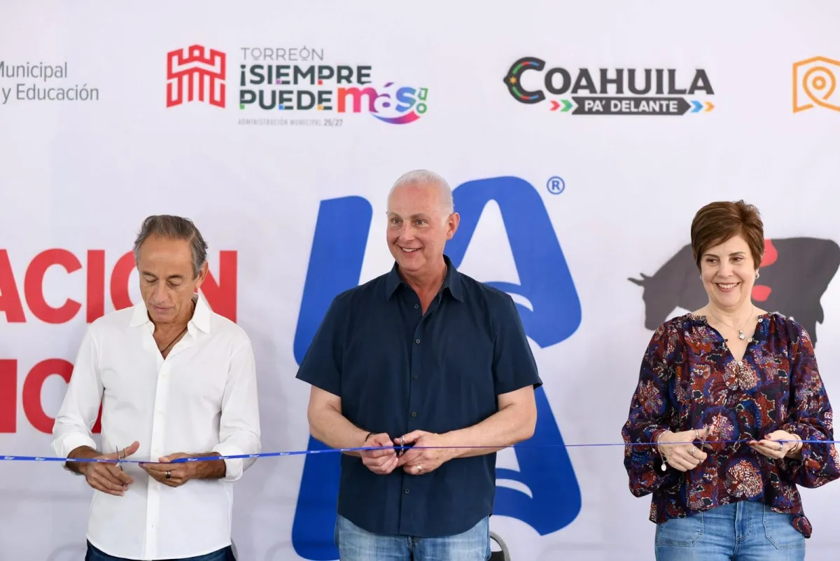 Torreón da la bienvenida a la exposición CowParade 2025, un festival de arte y color