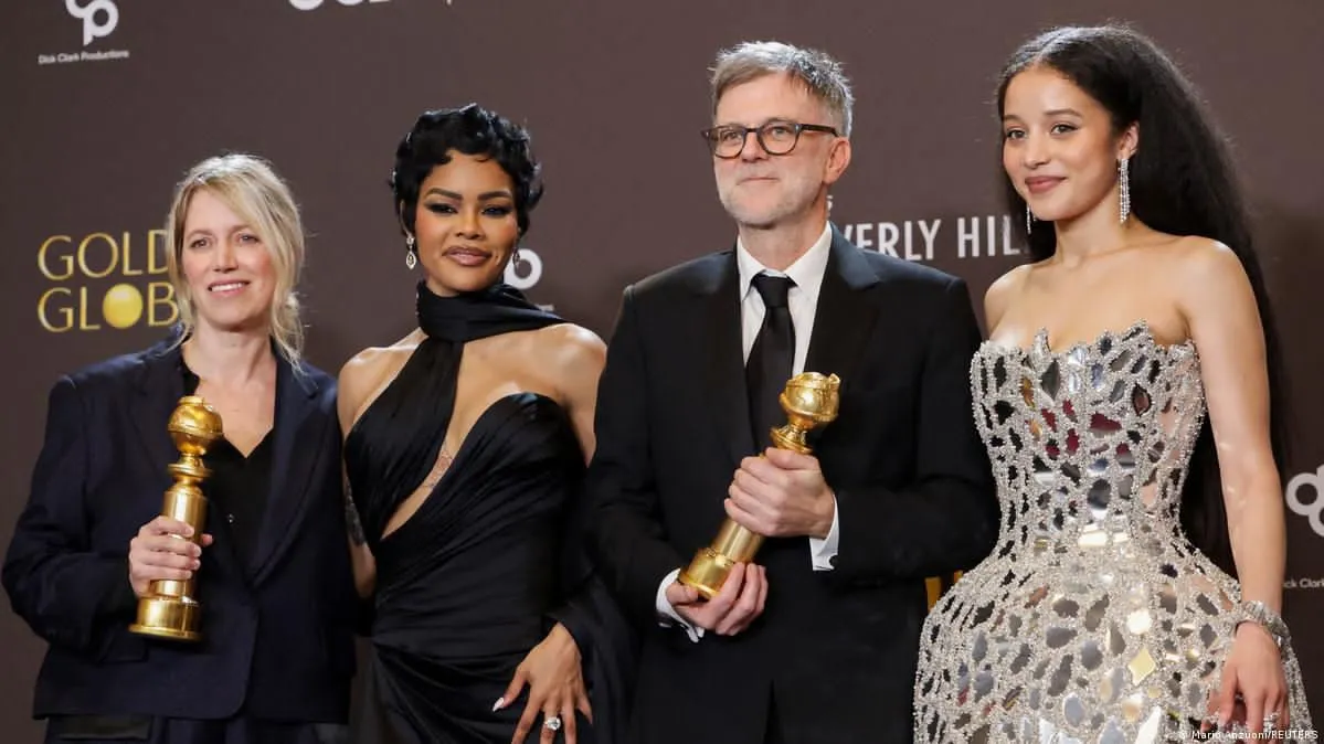 Una batalla tras otra” domina los Globos de Oro y consolida a Paul Thomas Anderson