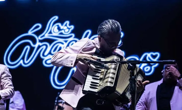Asaltan a Los Ángeles Azules en la México-Puebla; les roban equipo en un falso retén