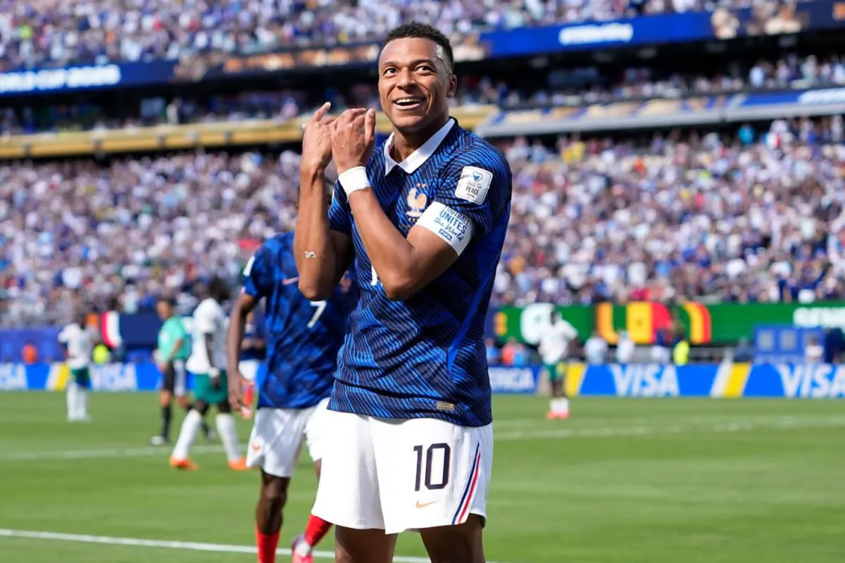 Mbappé firma doblete histórico y Francia mantiene paso perfecto en el Mundial 2026