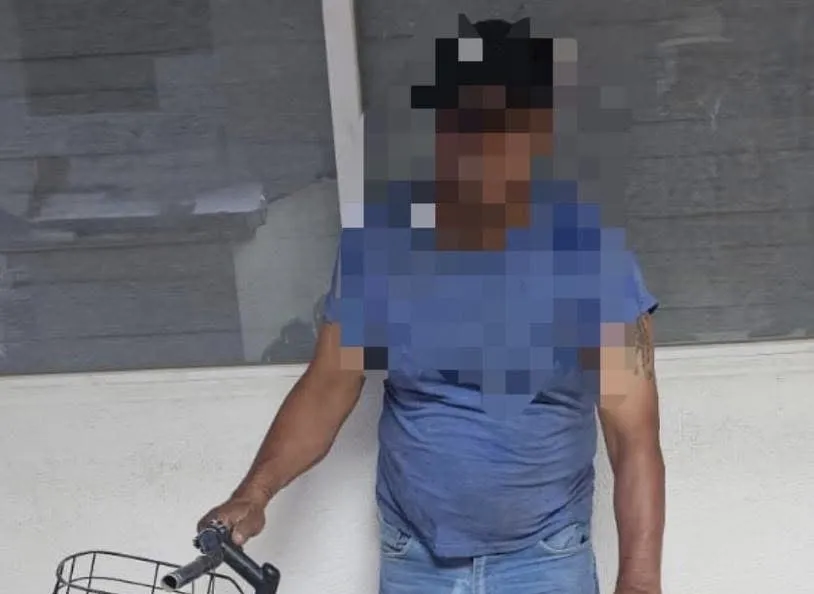 Capturan a presunto asaltante tras robo con machete en tienda de Torreón