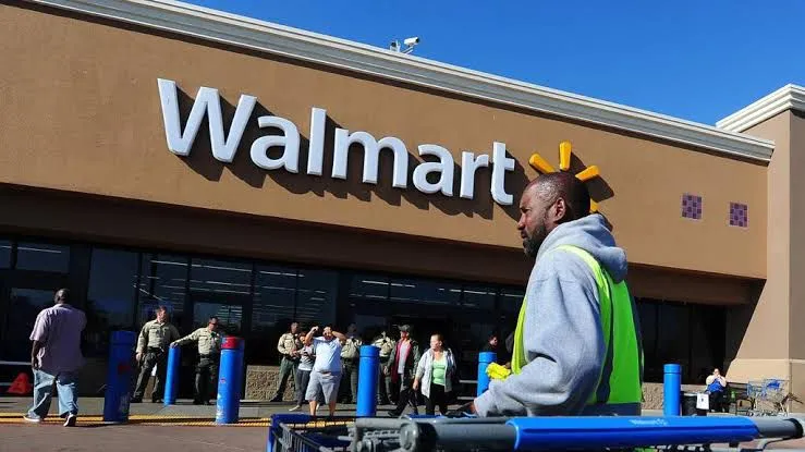 Walmart anuncia alza de precios por nuevos aranceles impulsados por Trump