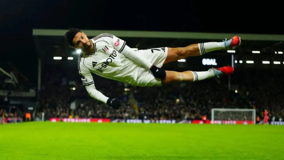 Raúl Jiménez celebra como en videojuego tras marcarle al Chelsea