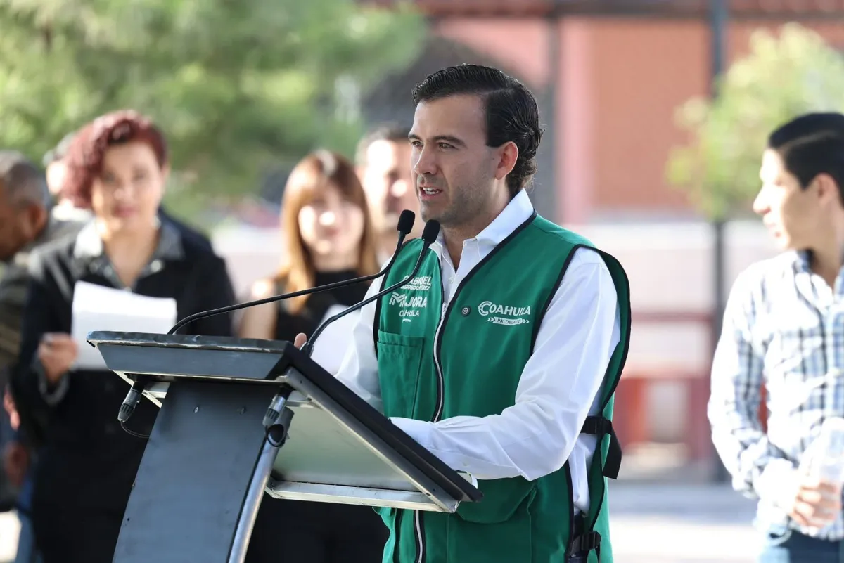 Abren convocatoria de becas para que más mujeres concluyan sus estudios en Coahuila