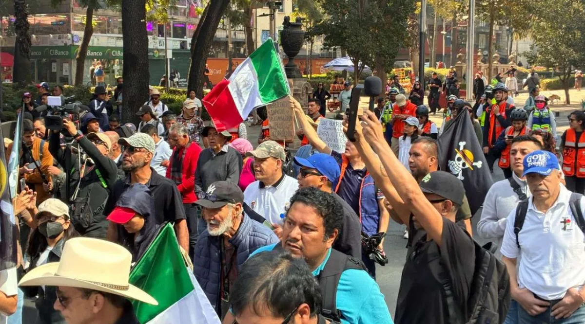 Segunda marcha de la Generación Z transcurre en calma y con baja participación