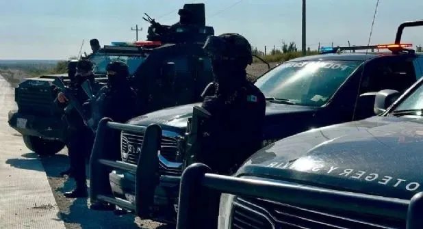 Aprueba Congreso de Nuevo León obligar a policías portar cámaras de solapa