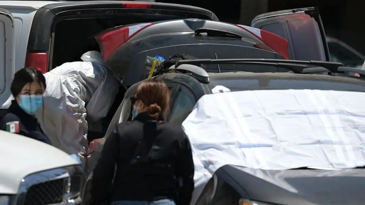 Hallan cuerpo dentro de una camioneta frente al centro de entrenamiento de Irán en Tijuana