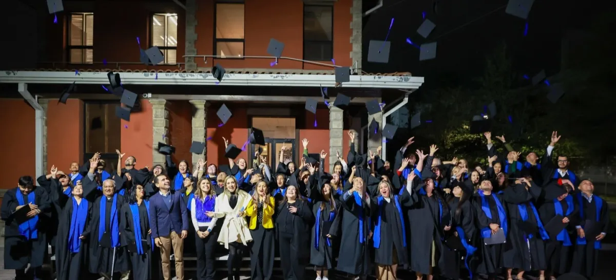 Se gradúa la 9ª generación de Preparatoria para Adultos en San Pedro
